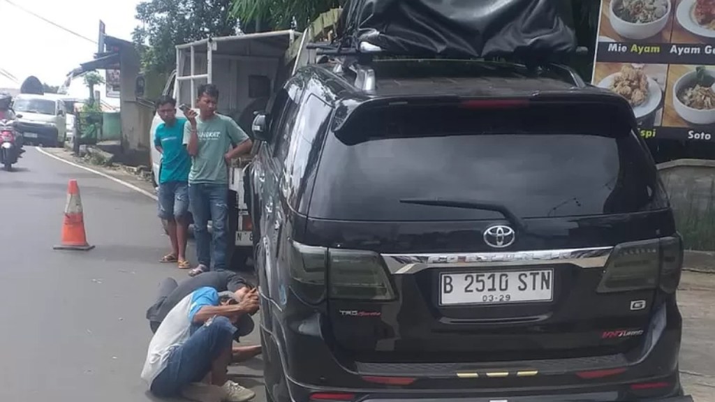 Pulang Dari Bromo, Warga Situbondo Tewas Usai Ditabrak Fortuner