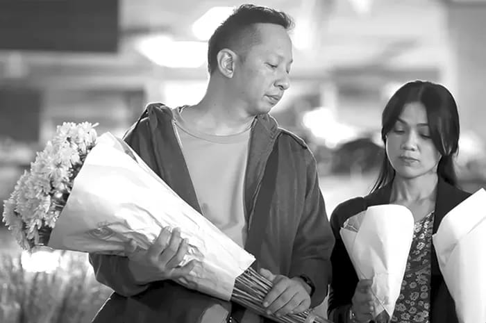 Jatuh Cinta seperti di Film-film (2023): Romcom Manis Anti&nbsp;Klise