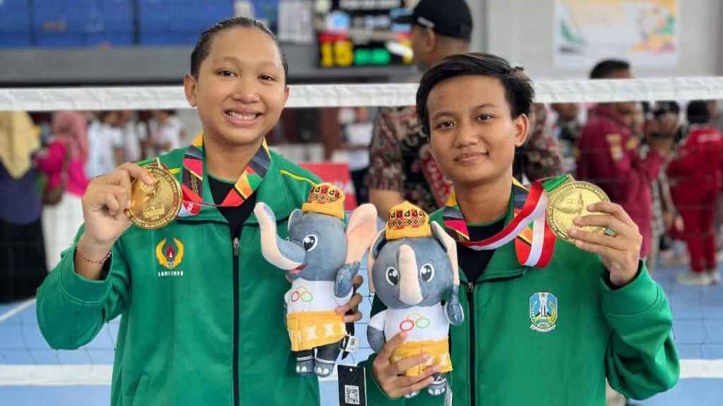 Sepakan 2 Atlet Asal Probolinggo Antar Tim Sepak Takraw Putri Jatim Raih Emas PON XXI
